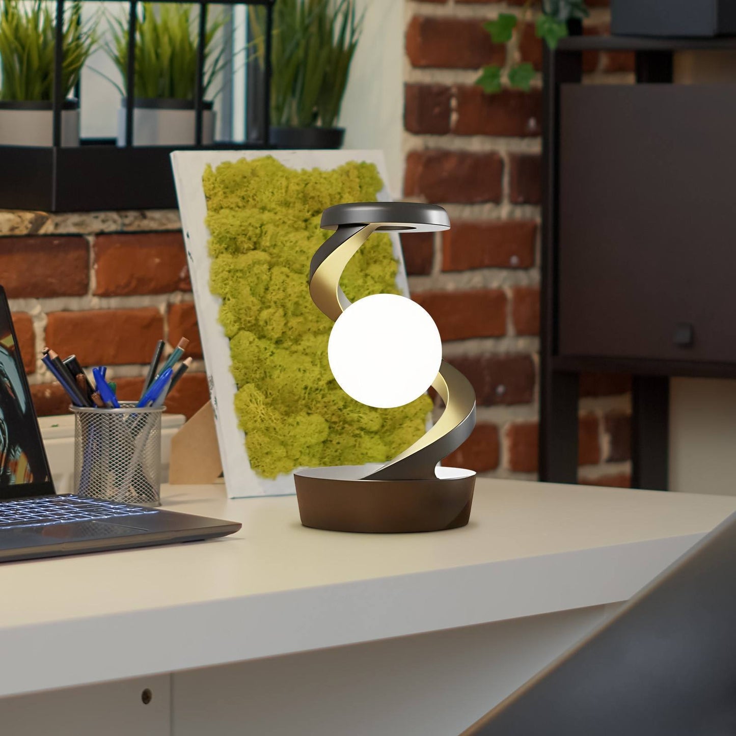 Rotating Moon Desk Lamp with Wireless Charging - Quick Hack